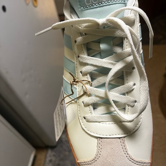 Adidas Women's White and Light Blue Sneakers - Picture 5 of 7